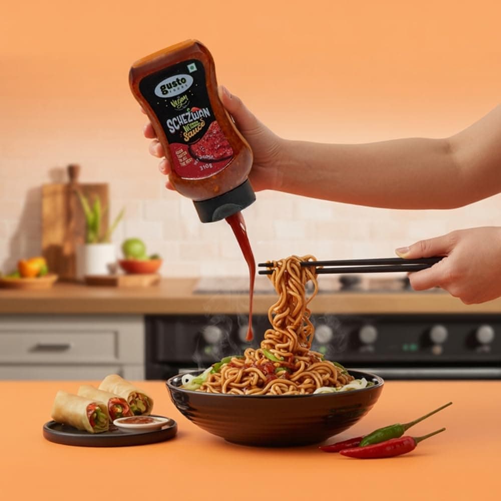 Gusto Foods No Garlic No Onion Schezwan Sauce 310 gm | Jain schezwan sauce no onion no garlic | Ready To Use | Made with fresh Ingredients | Hot Spicy Chilli Dip Schezwan | For fried rice, noodles, stir-fried vegetables, wraps, sandwiches — image 4
