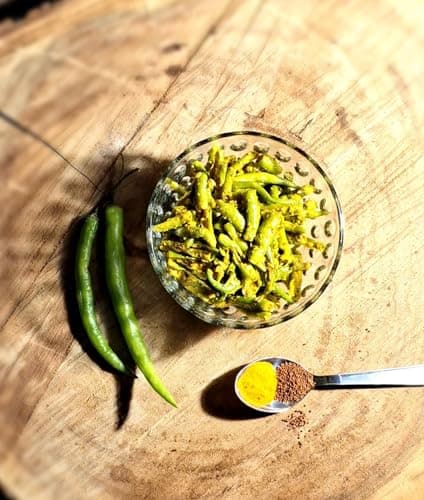 Laveena's Tripti SPECIAL MASALA MIRCH, carefully handcrafted with love by jain aunty! Rajasthani flavoured मट्ठा मिर्ची, green chilly pickle with less oil (Pack Of 1, 400 GR) — image 5