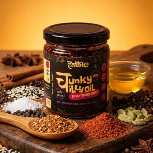 Spicy Threesome Chunky Chilli Oil (Jain) 80g – No Garlic No Onion | Indo-Chinese-Korean Fusion | Premium Spicy Oil — image 3
