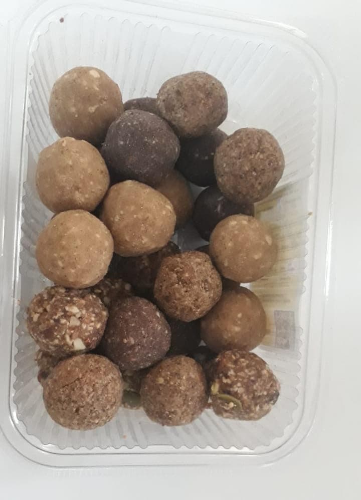 Rasoi Tales Mix Laddoo Box 500g | Multigrain Wheat, Ragi, Oats & Dry Fruit Laddoos | Healthy Homemade Sweets | Traditional Energy Bites Combo | Sampler Gift Box — image 6