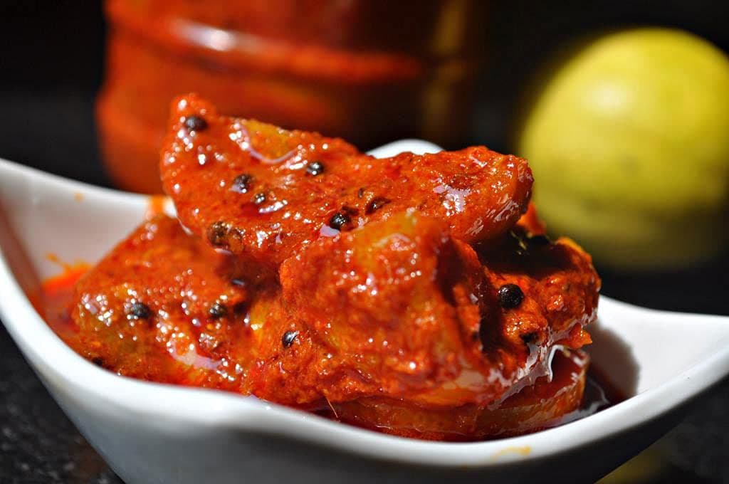 Sitara Foods Jain Lemon Pickle Lime Pickle Without GarlicMade for Jain Nimbu Achaar 250 Grams pack