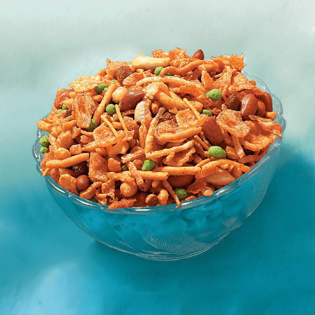 JAIN Sub Kuchh-Kuchh Mixture, Size - 1Kg, Zipper Packing, Namkeen Mix Loaded with Chana Dal, Lentils, Sev, Flakes, Peanuts & Raisins in a Signature Masala Coat, Ready to Eat — image 3