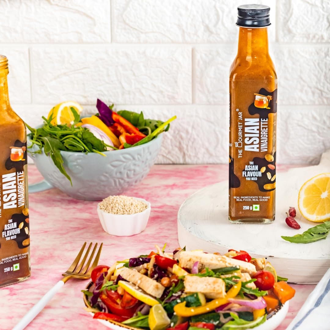 The Gourmet Jar Asian Vinaigrette 250g| 100% Natural, No Preservatives, No Artificial Colors, No Artificial Flavouring agent | No Trans-Fat| Gluten- Free| No Emulsifiers| Healthy Salad Dressing| Diet Friendly| Made with Cold Compressed Peanut oil & Real Soy Sauce| Pack of 1 — image 2