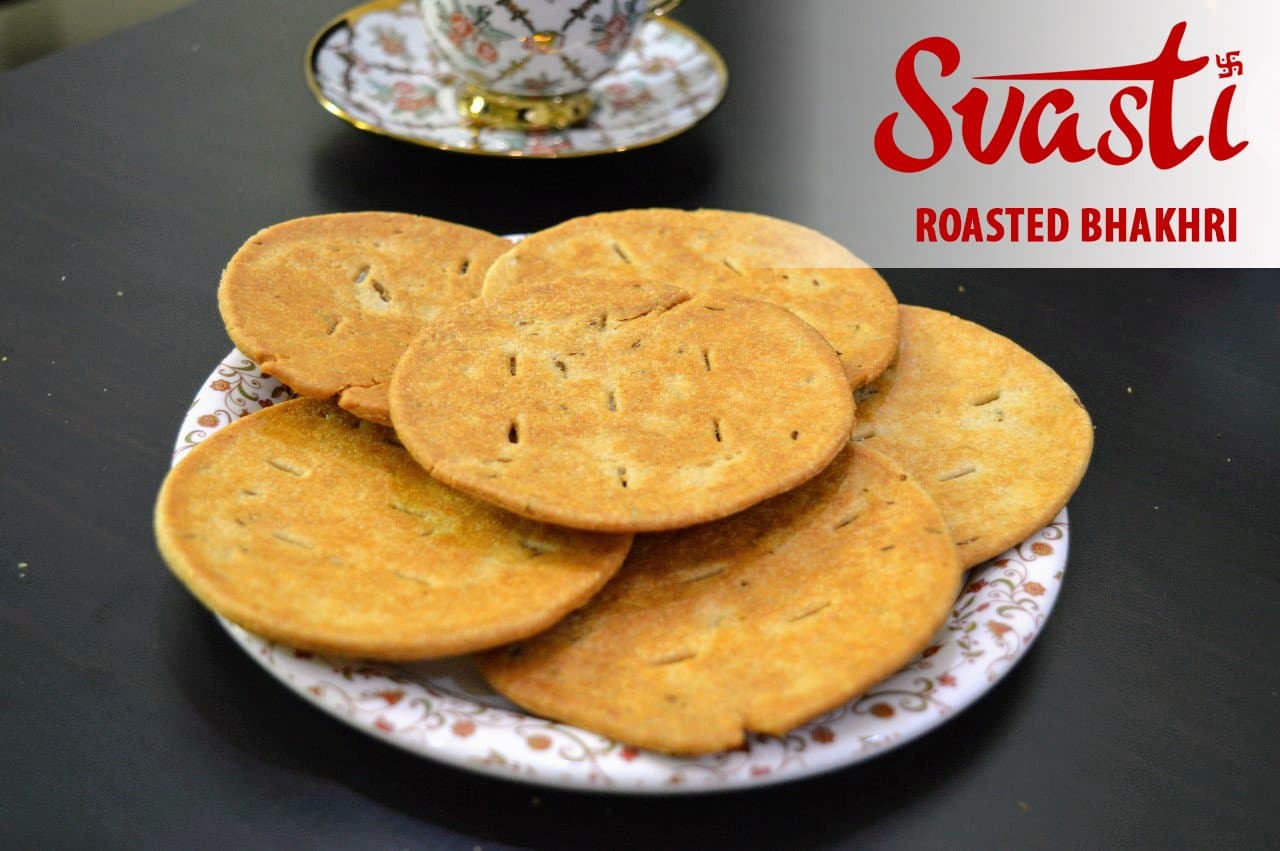 Svasti Dry Whole Wheat Coriander Chilly Bhakhri Snacks - 200 gms (Pack Of 4)| Roasted Healthy Gujarati Snacks | No Maida | No Artificial Colours | No Onion & No Garlic | Vacuum Packed — image 9