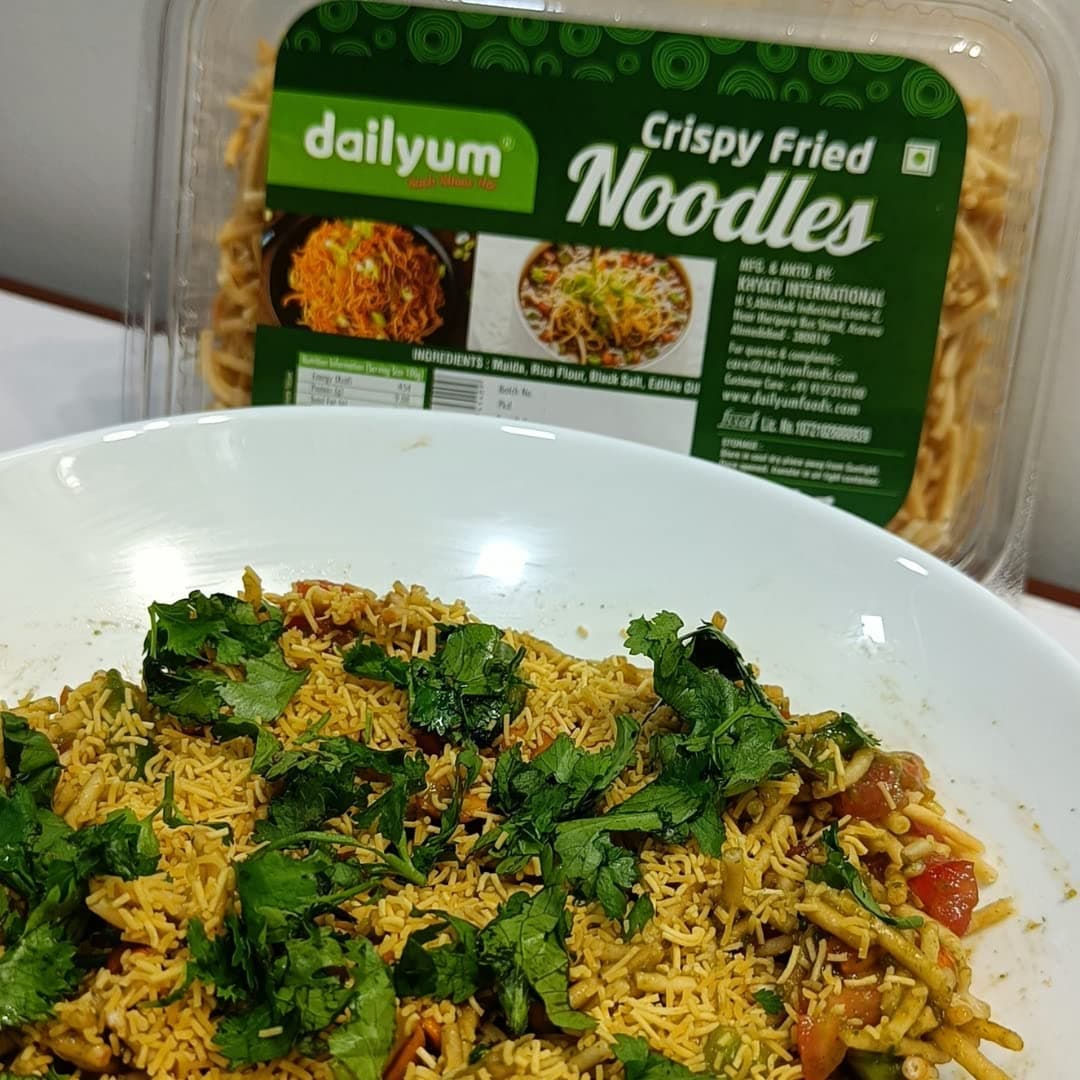 Dailyum Crispy Fried Noodles | Pack Of 2 | 200 Gram Each | For Chinese Bhel, Soups & Sizzlers | Ready-To-Eat, Preservative Free — image 4