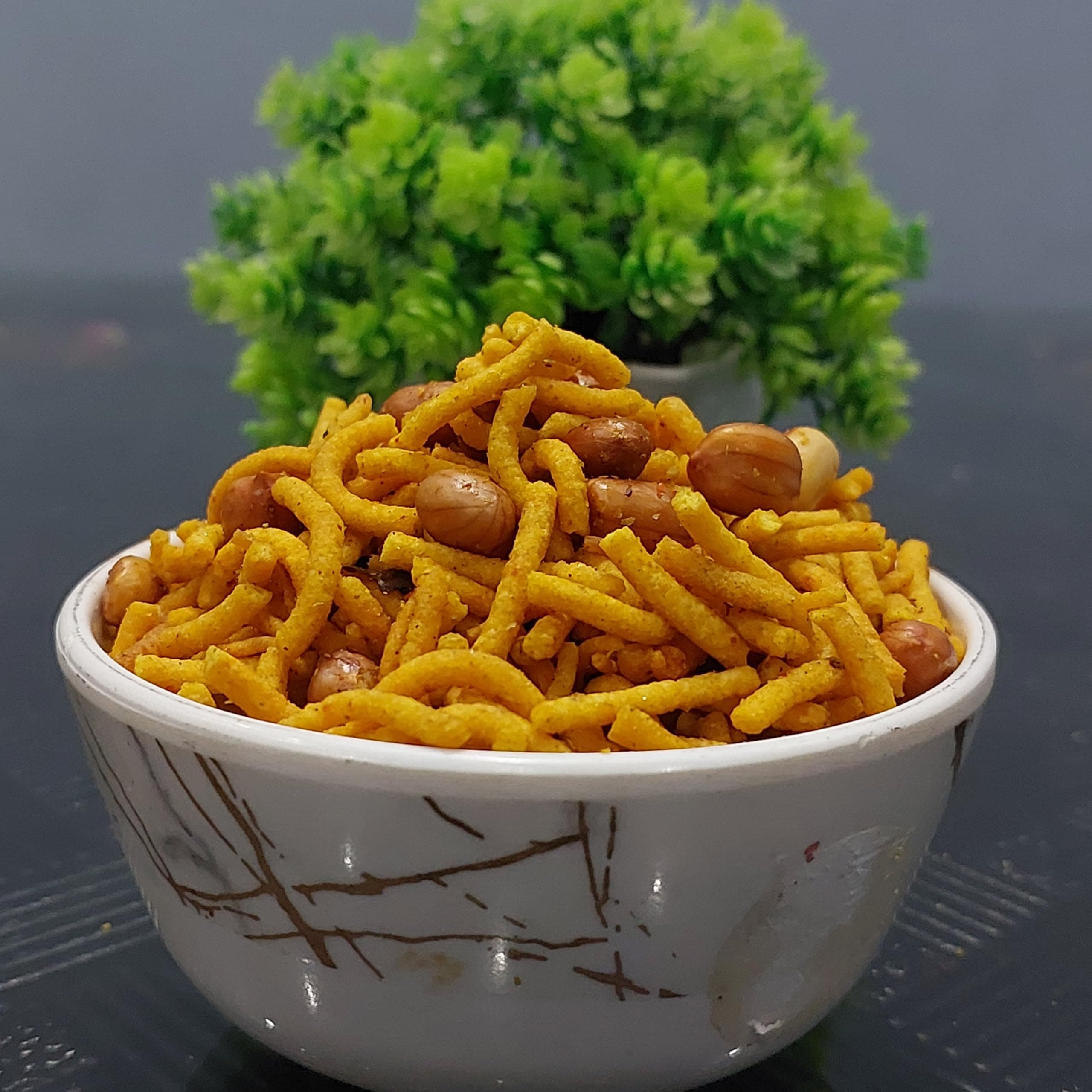 FLAVOUR N FUSION Besan Blend Namkeen | Crispy and Crunchy Savoury Snack | NO Onion NO Garlic | Handmade and Hygienically Prepared | No Artificial Colors or Flavours | Freshly Packed | 250 gm — image 5